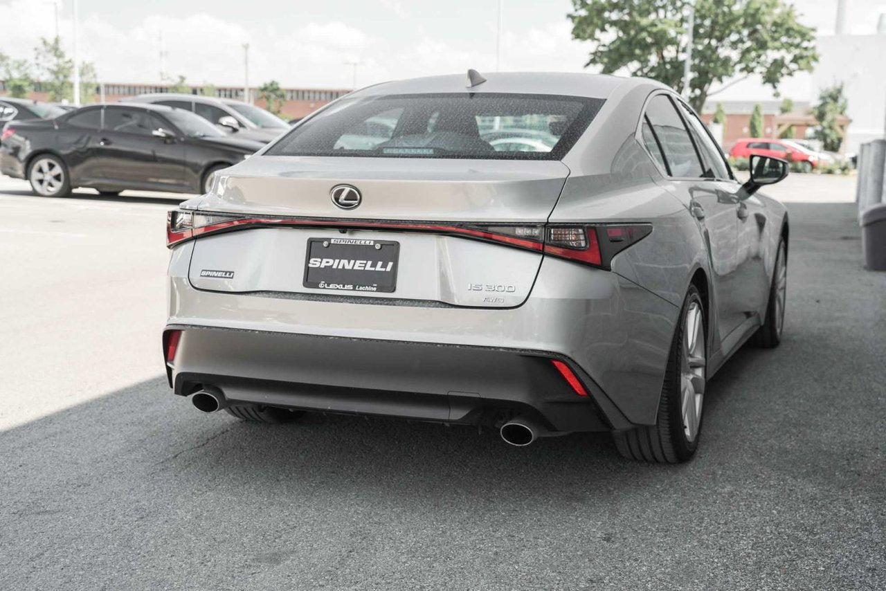 2023 Lexus IS 300 PREMIUM AWD LOW KM CUIR TOIT CARPLAY