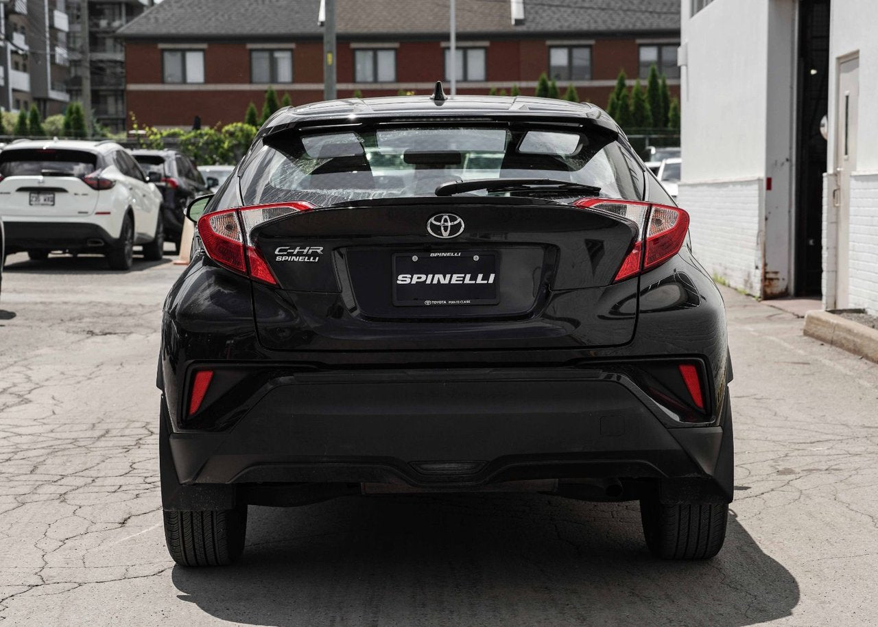 2021 Toyota C-HR LE