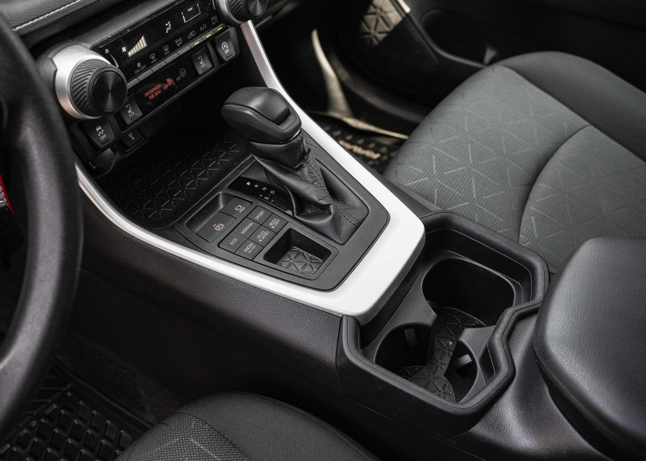 2021 Toyota RAV4 LE AWD