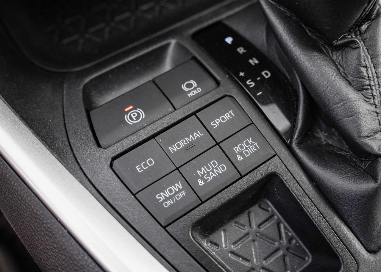 2021 Toyota RAV4 LE AWD