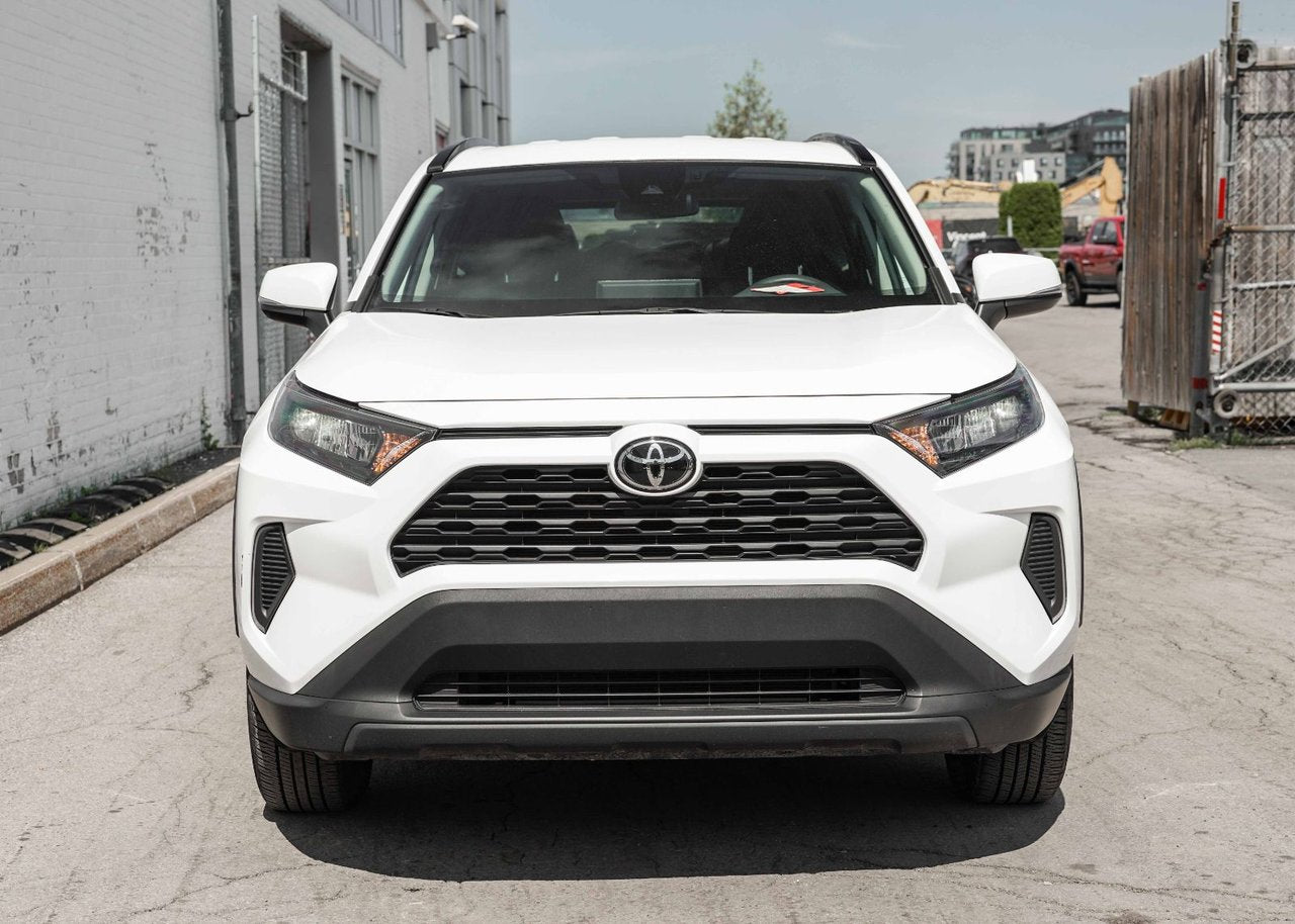 2021 Toyota RAV4 LE AWD