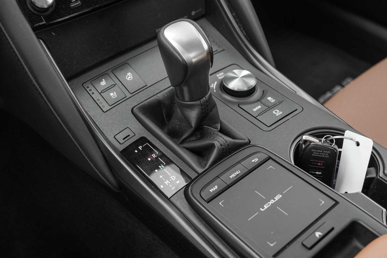 2021 Lexus IS 300 AWD LUXURY BAS KM CUIR TOIT NAVI CARPLAY