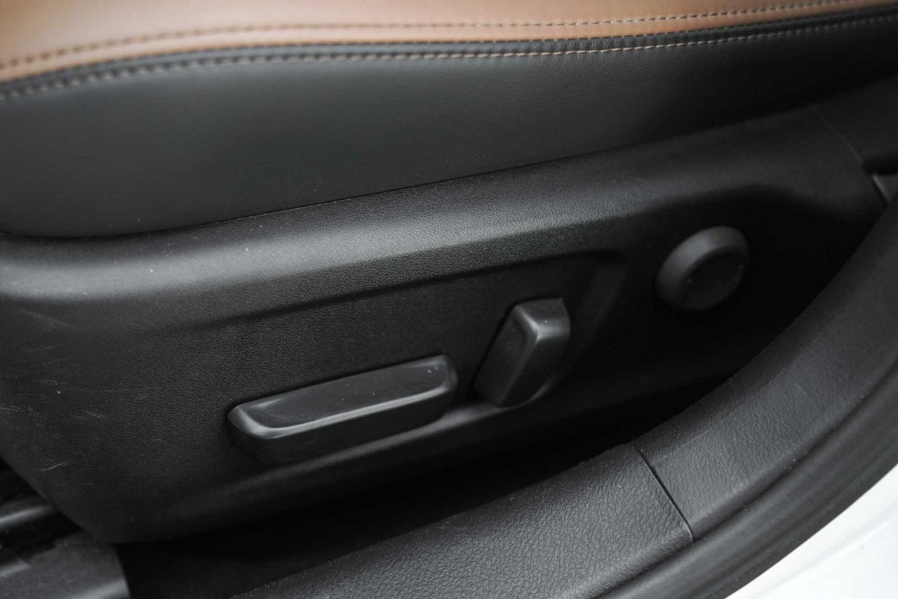 2021 Lexus IS 300 AWD LUXURY BAS KM CUIR TOIT NAVI CARPLAY