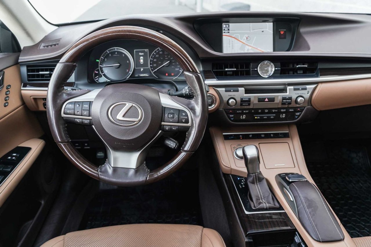 2018 Lexus ES 350 TOURING CUIR CARAMEL NAVI TOIT CAMERA BAS KM
