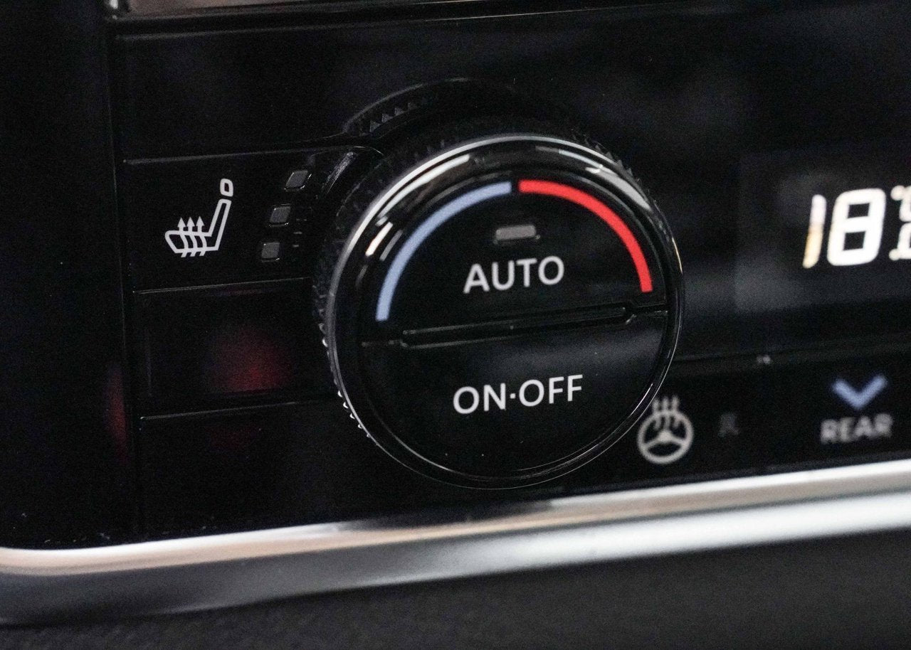 2025 Nissan Rogue SL WAD