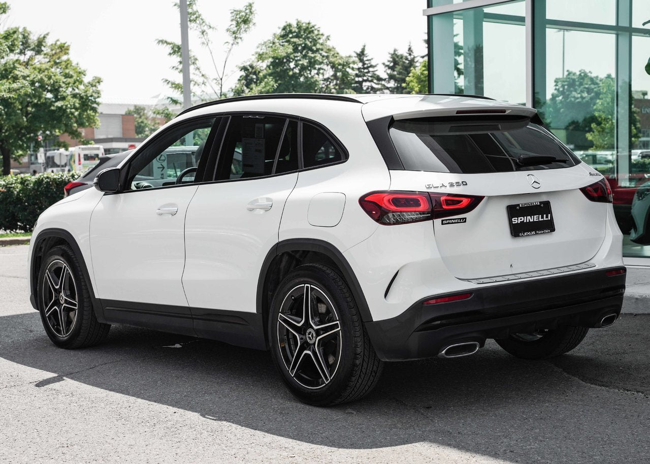 2022 Mercedes-Benz GLA **GLA 250 4 MATIC**