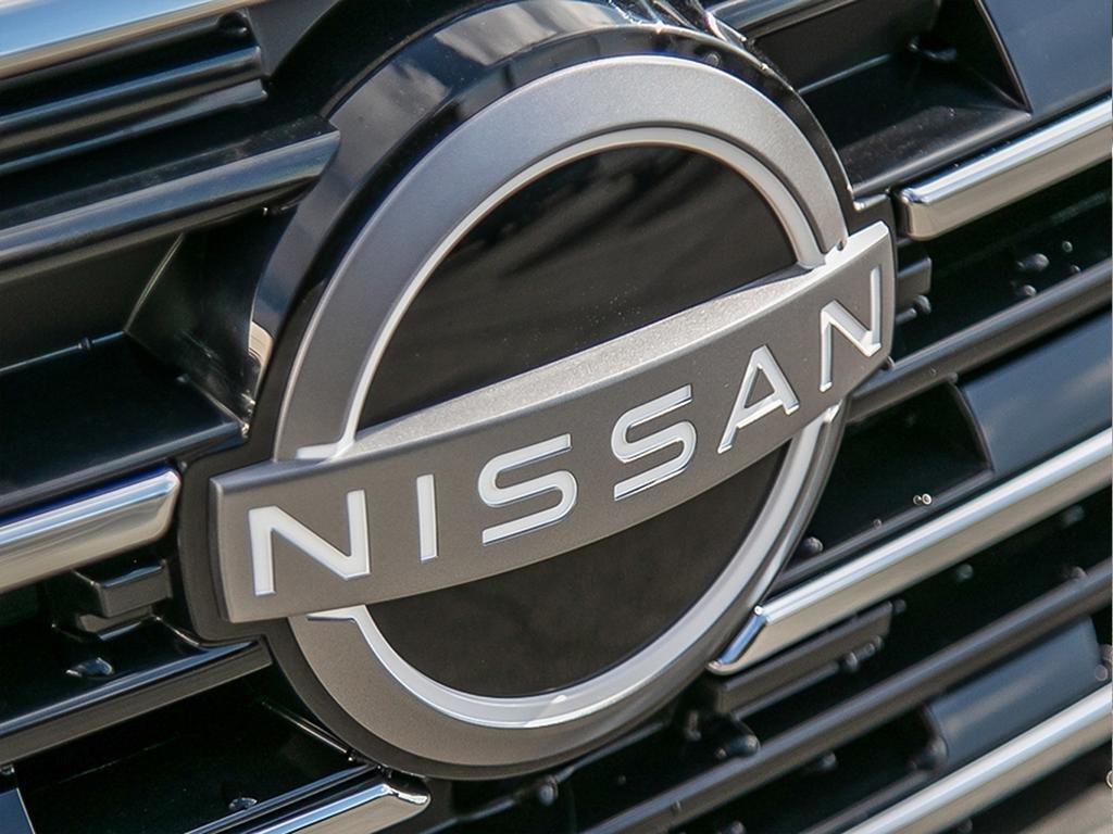 2025 Nissan Rogue SV MOONROOF