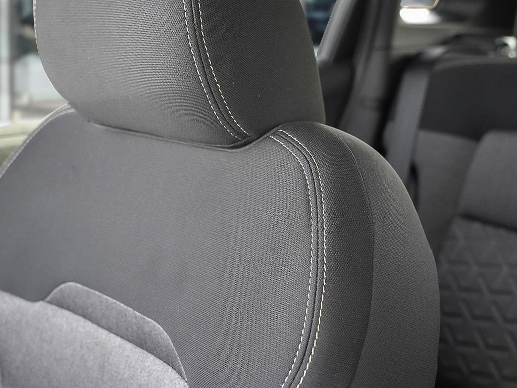 2025 Nissan Kicks SV PREMIUM