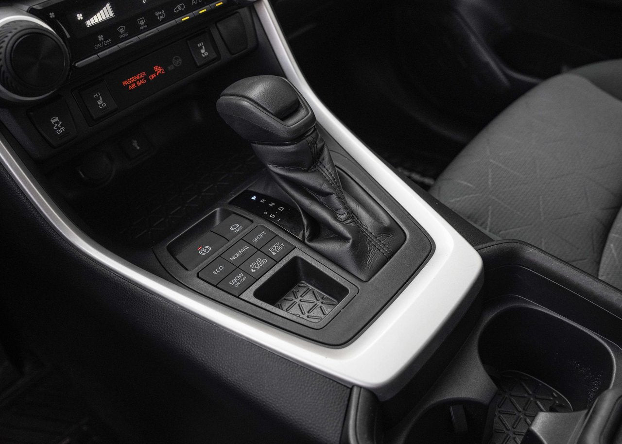 2020 Toyota RAV4 LE AWD