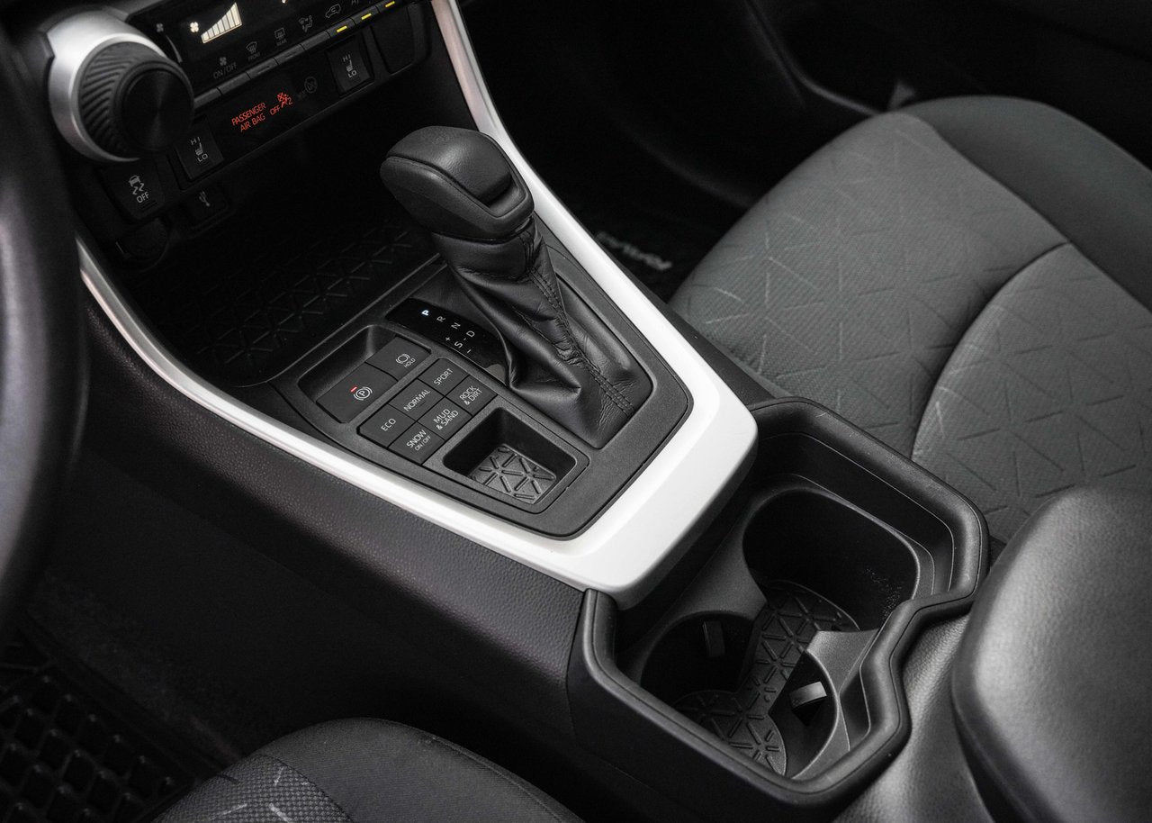 2020 Toyota RAV4 LE AWD