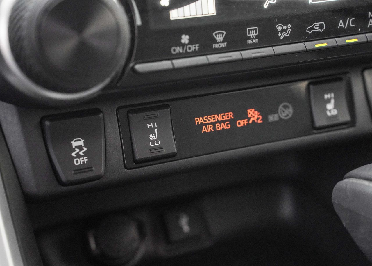 2020 Toyota RAV4 LE AWD