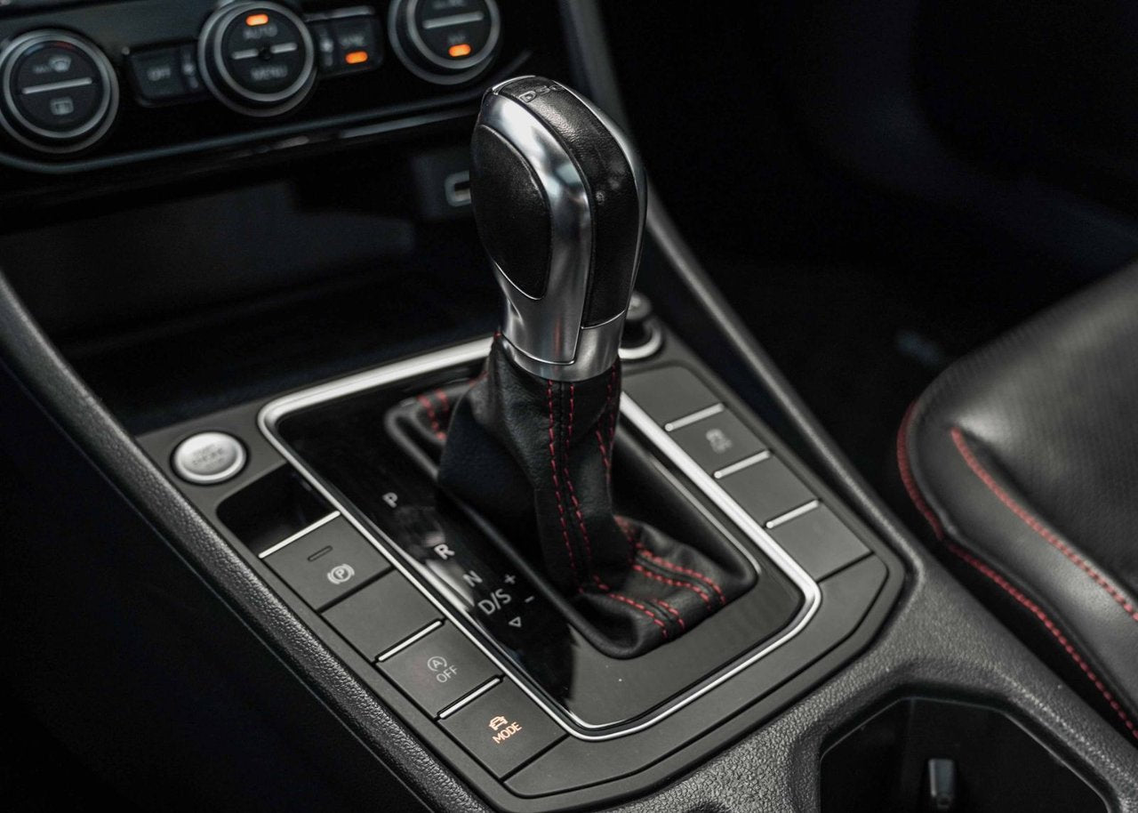 2019 Volkswagen Jetta GLI/SUNROOF/KEYLESS/BLINDSPOT/BEATS SOUND SYSTEM