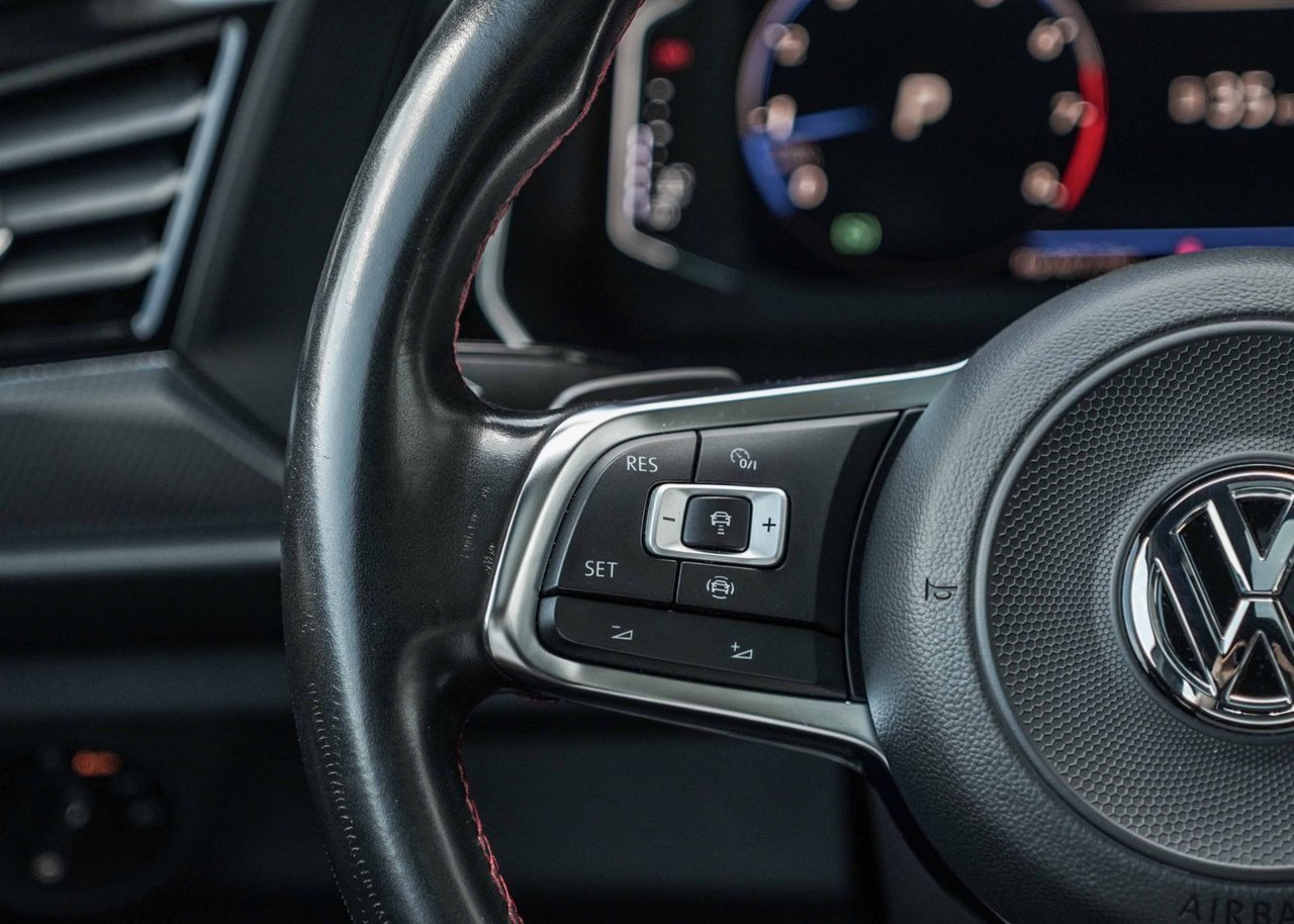 2019 Volkswagen Jetta GLI/SUNROOF/KEYLESS/BLINDSPOT/BEATS SOUND SYSTEM