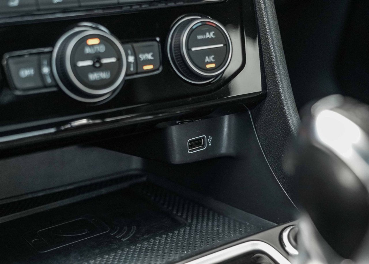 2019 Volkswagen Jetta GLI/SUNROOF/KEYLESS/BLINDSPOT/BEATS SOUND SYSTEM