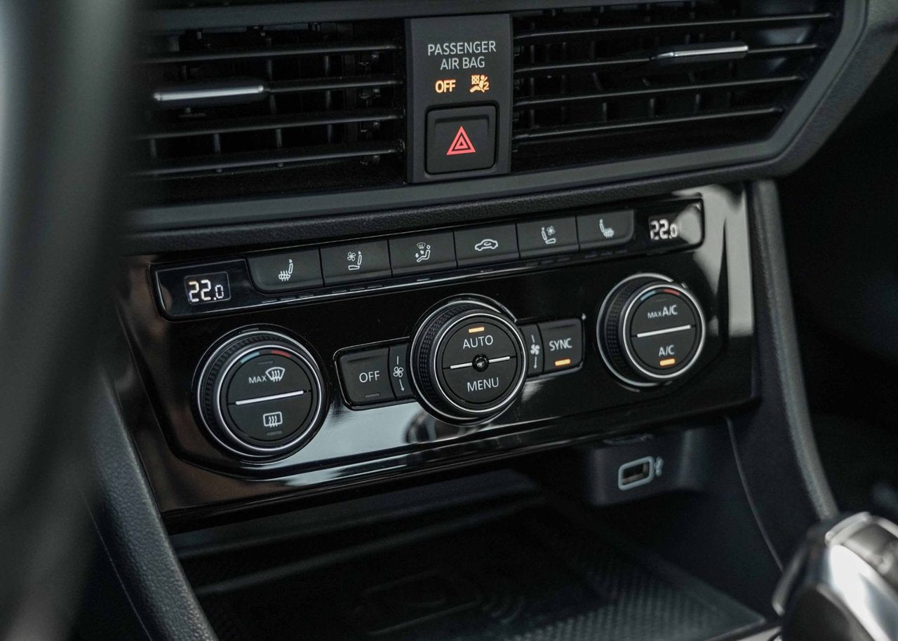 2019 Volkswagen Jetta GLI/SUNROOF/KEYLESS/BLINDSPOT/BEATS SOUND SYSTEM