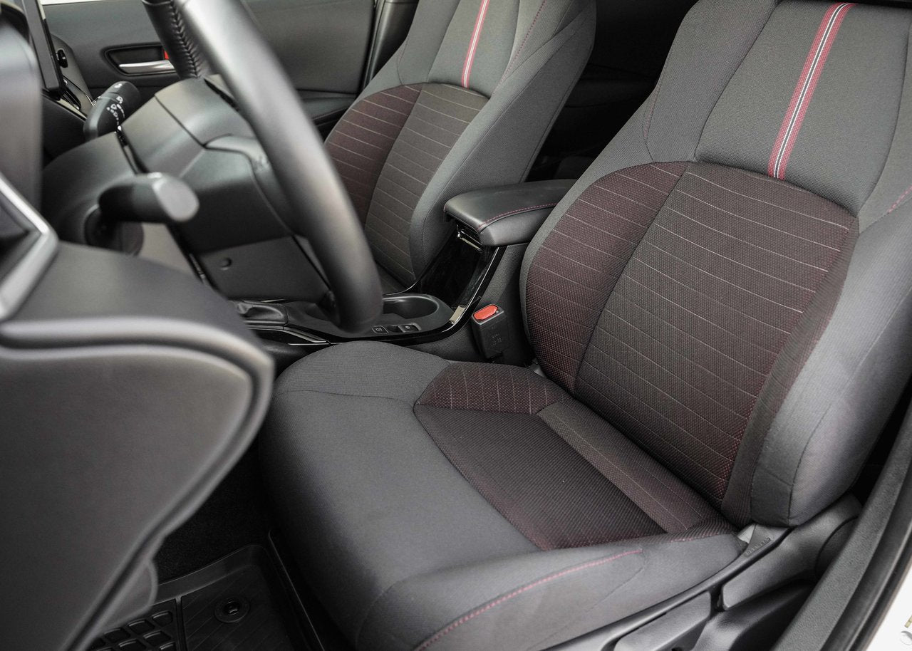 2023 Toyota Corolla SE HYBRID