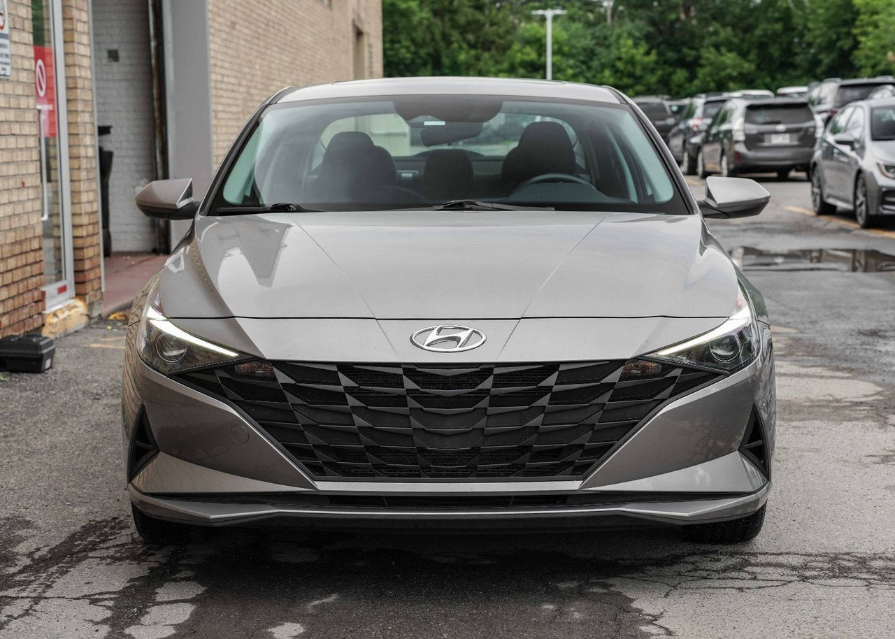 2023 Hyundai Elantra Preferred