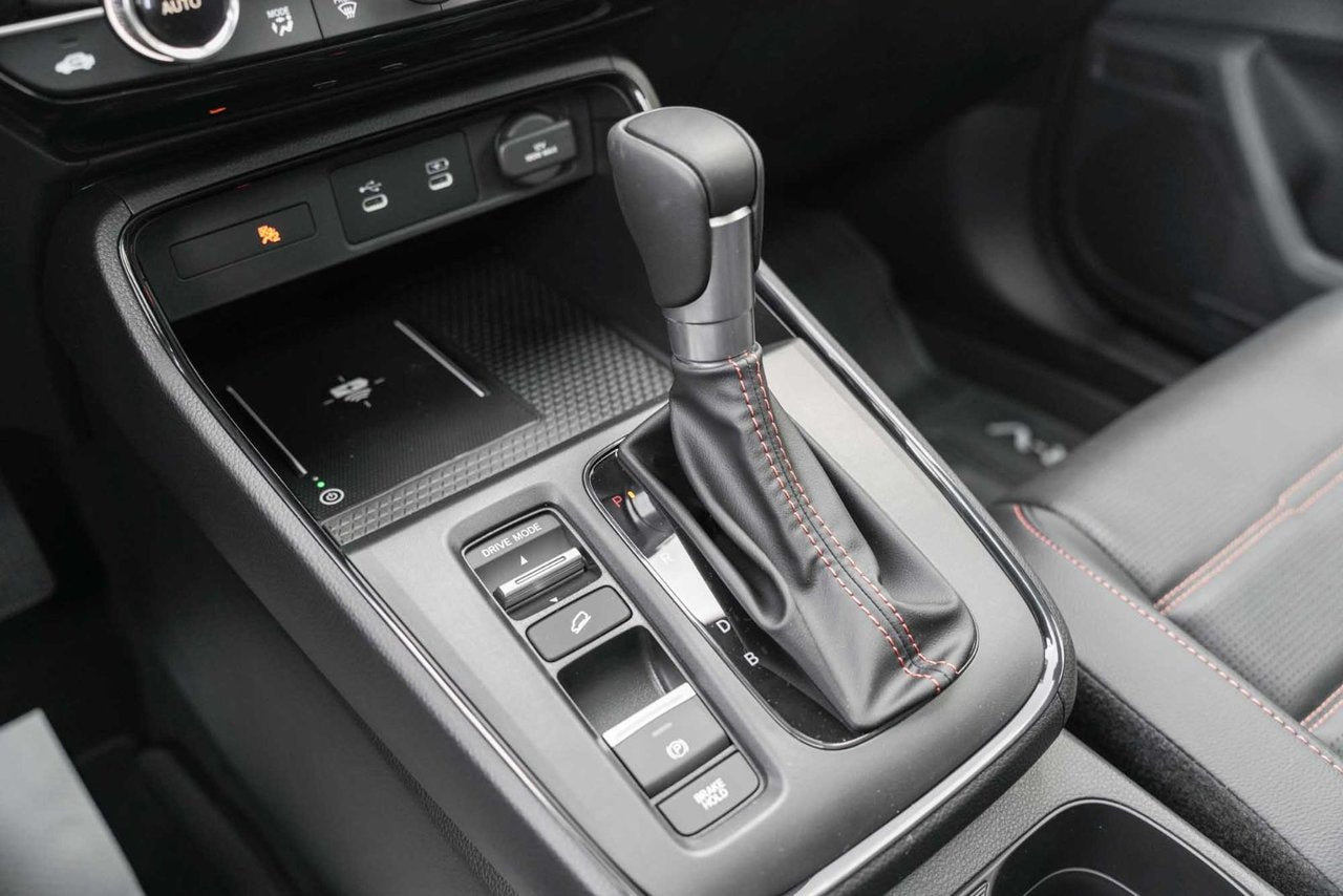 2026 Honda CR-V HYBRID TOURING AWD; CUIR TOIT NAV CAMERA AUDIO MAGS 19