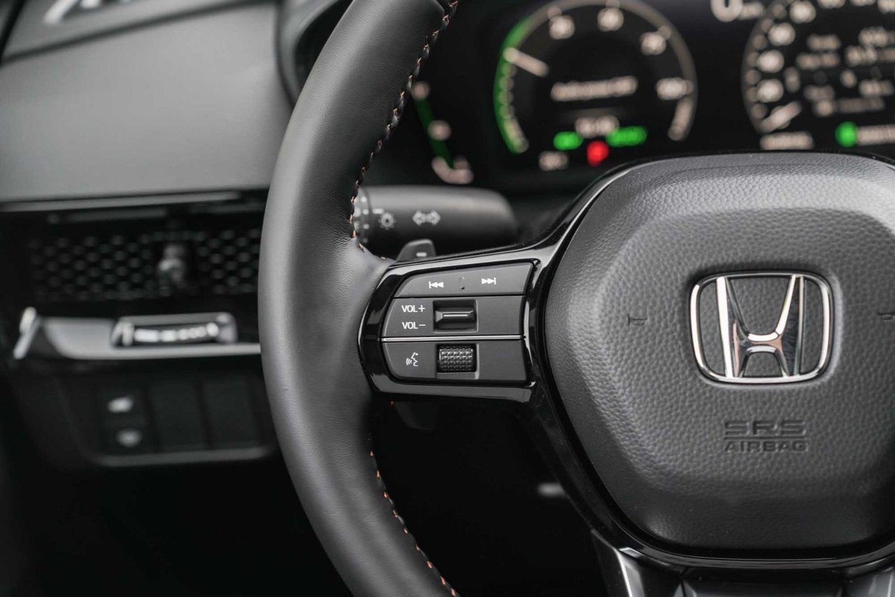 2026 Honda CR-V HYBRID TOURING AWD; CUIR TOIT NAV CAMERA AUDIO MAGS 19