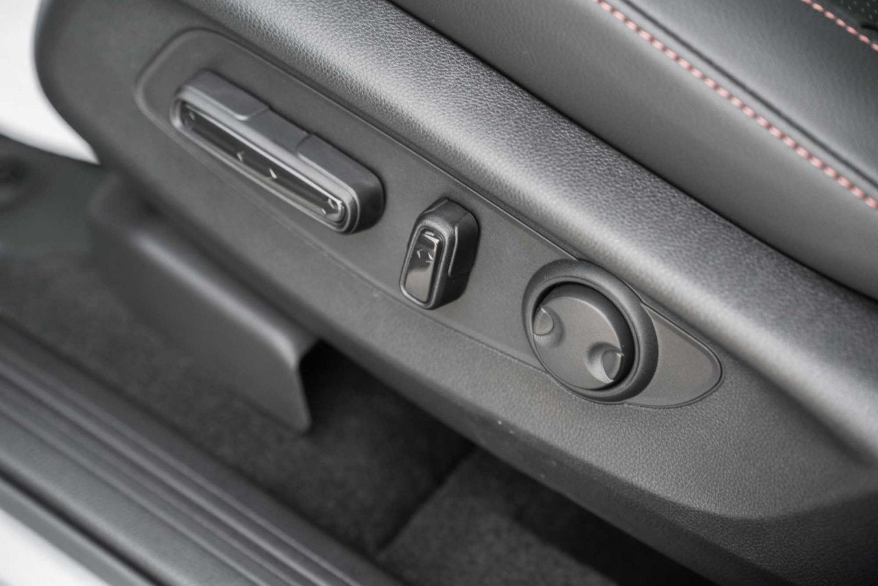 2026 Honda CR-V HYBRID TOURING AWD; CUIR TOIT NAV CAMERA AUDIO MAGS 19