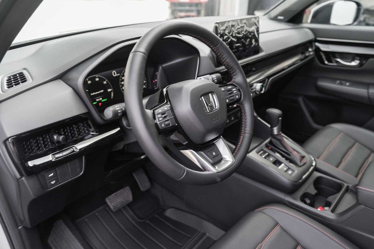 2026 Honda CR-V HYBRID TOURING AWD; CUIR TOIT NAV CAMERA AUDIO MAGS 19