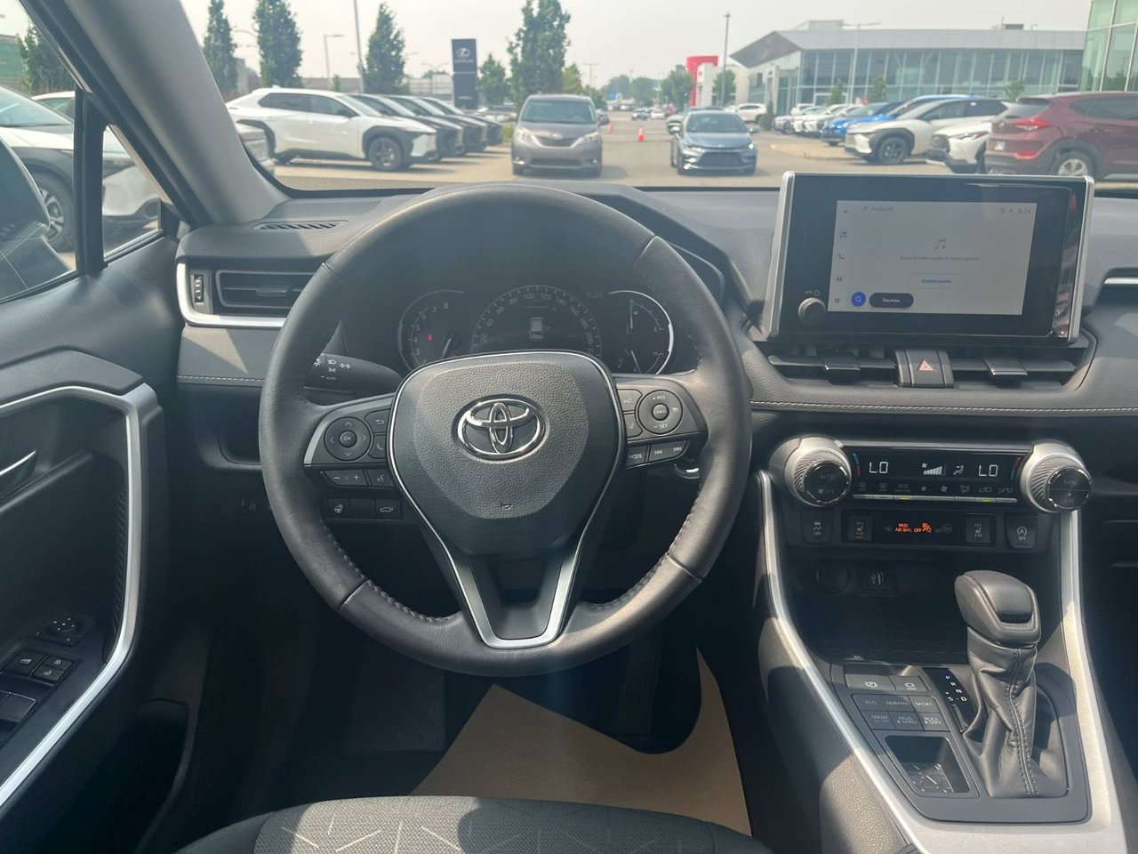 2024 Toyota RAV4 XLE AWD