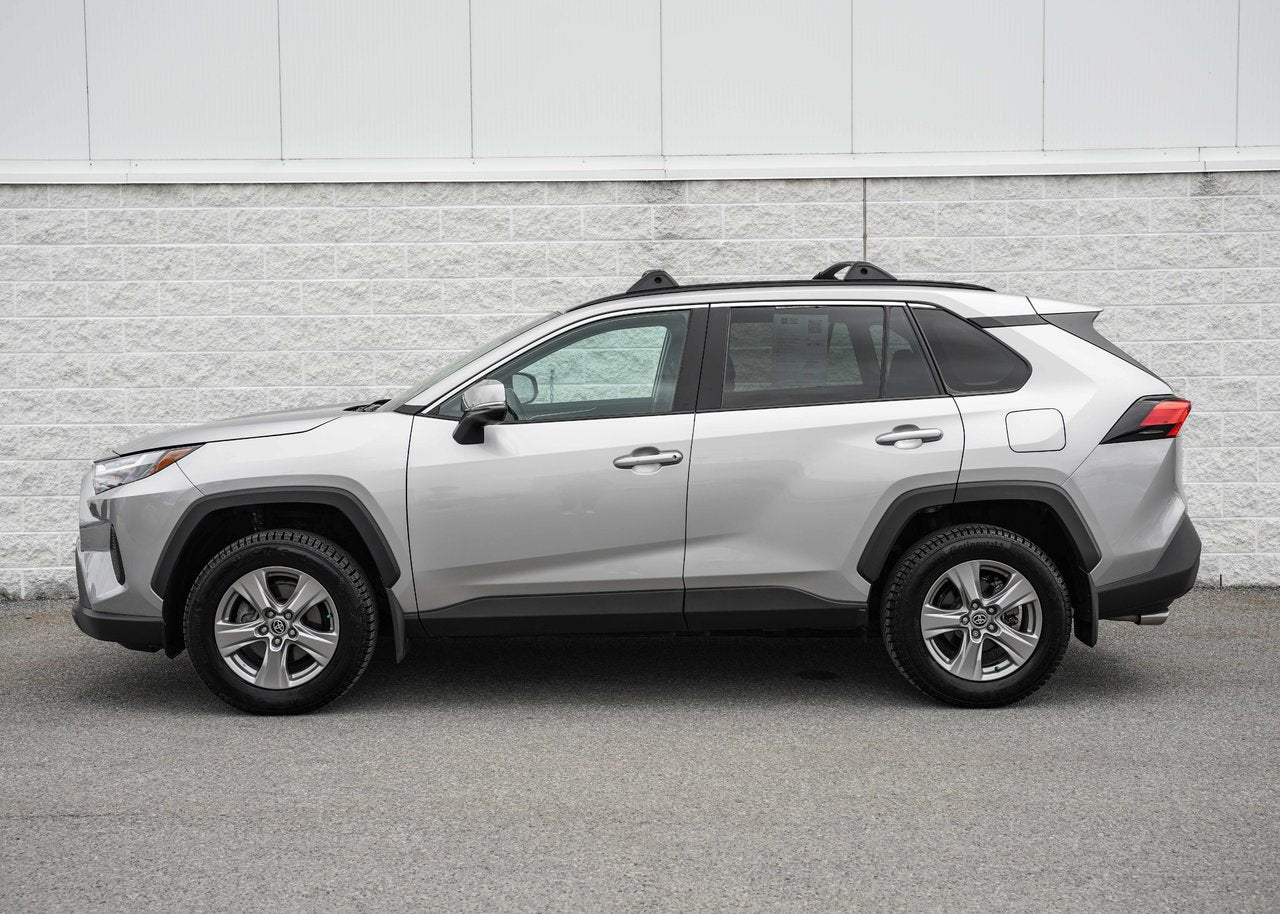 2024 Toyota RAV4 XLE AWD