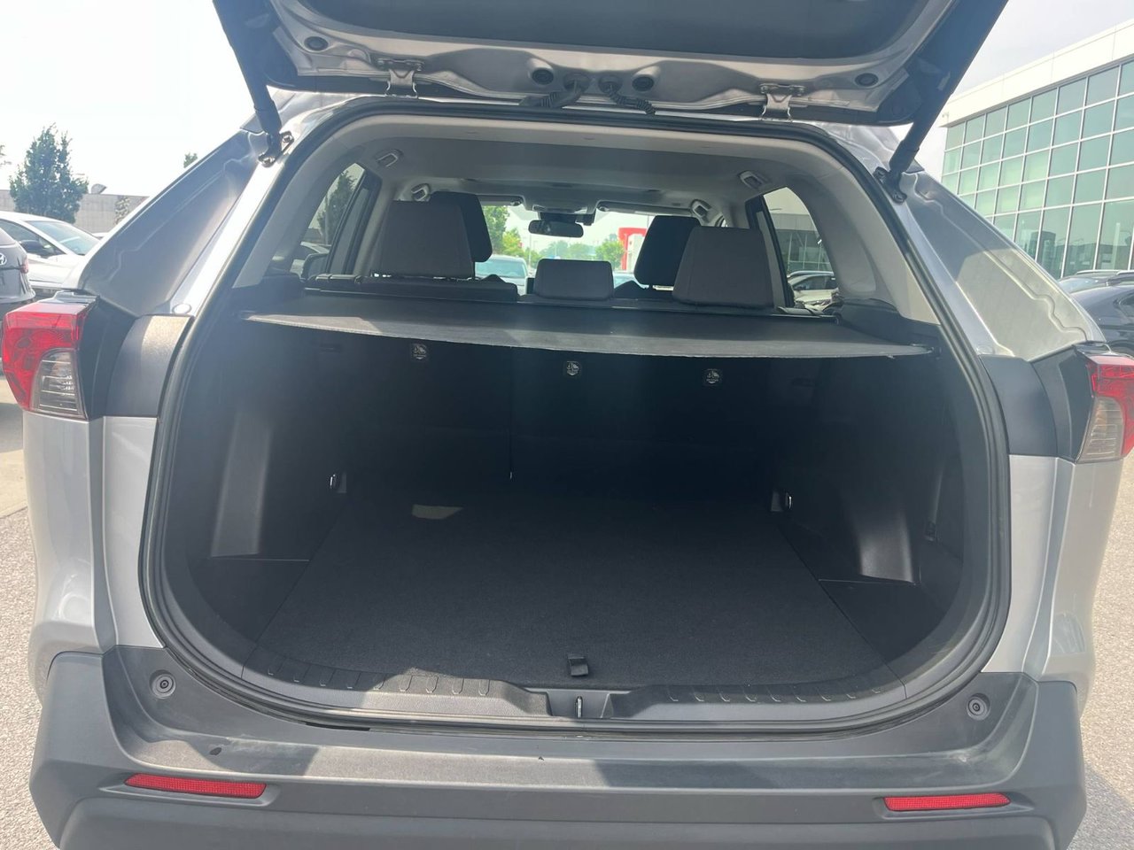 2024 Toyota RAV4 XLE AWD