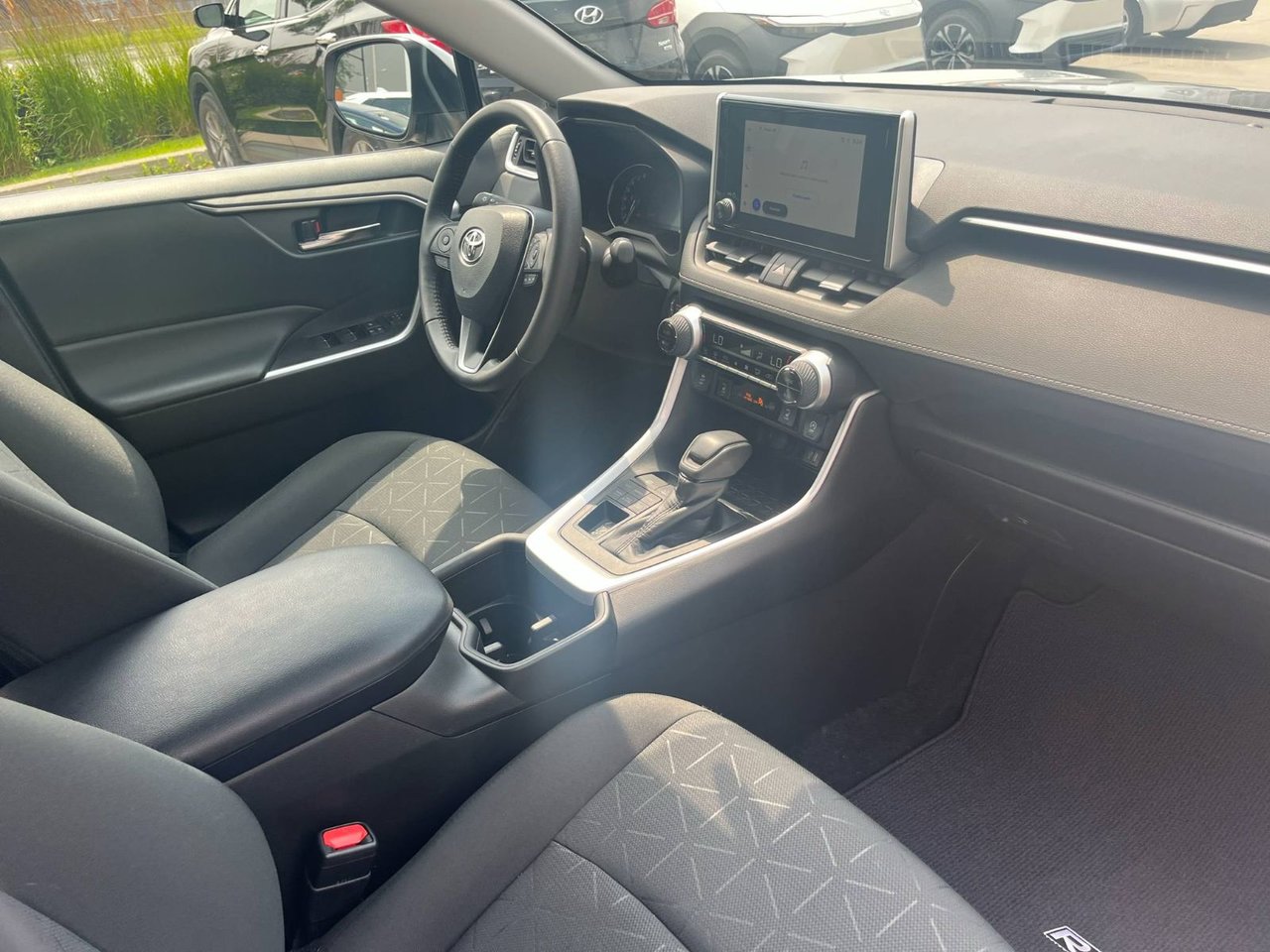 2024 Toyota RAV4 XLE AWD