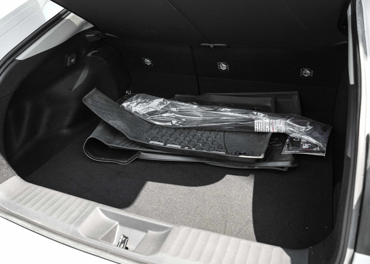 2023 Toyota PRIUS PRIME SE HATCHBACK HYBRIDE BRANCHABLE CARPLAY