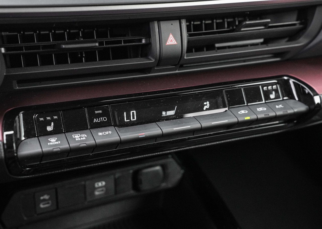 2023 Toyota PRIUS PRIME SE HATCHBACK HYBRIDE BRANCHABLE CARPLAY