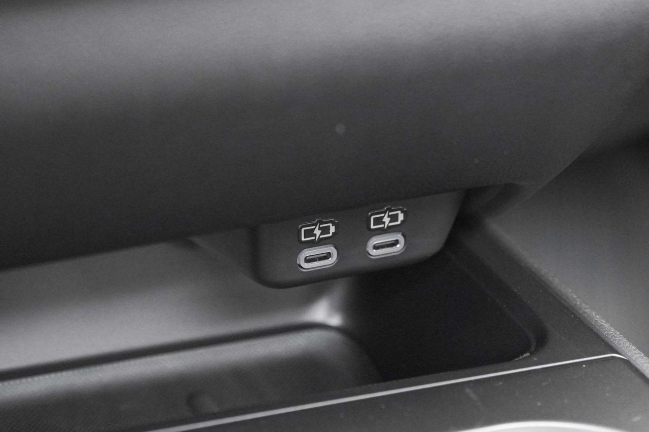 2025 Lexus UX HYBRID 300h