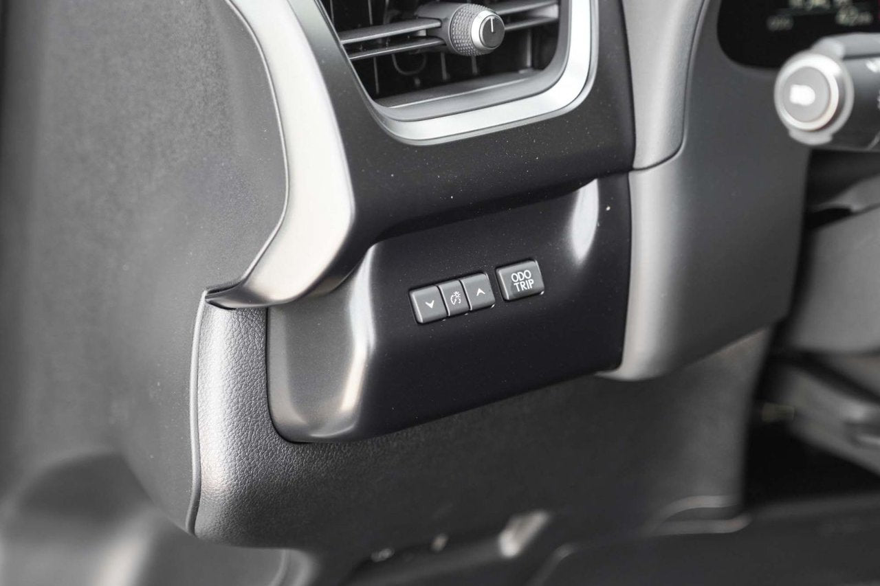 2025 Lexus UX HYBRID 300h