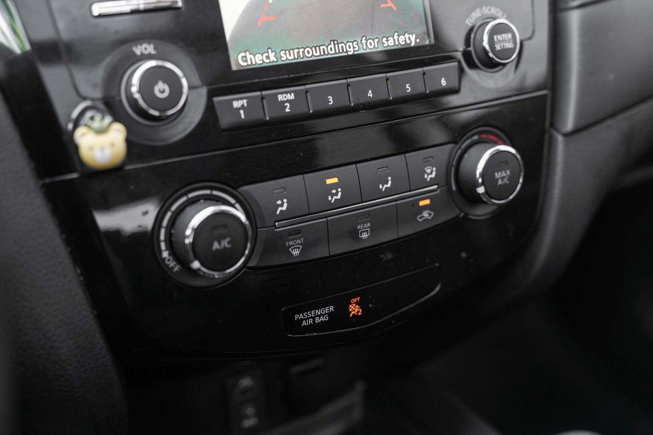 2017 Nissan Rogue SV