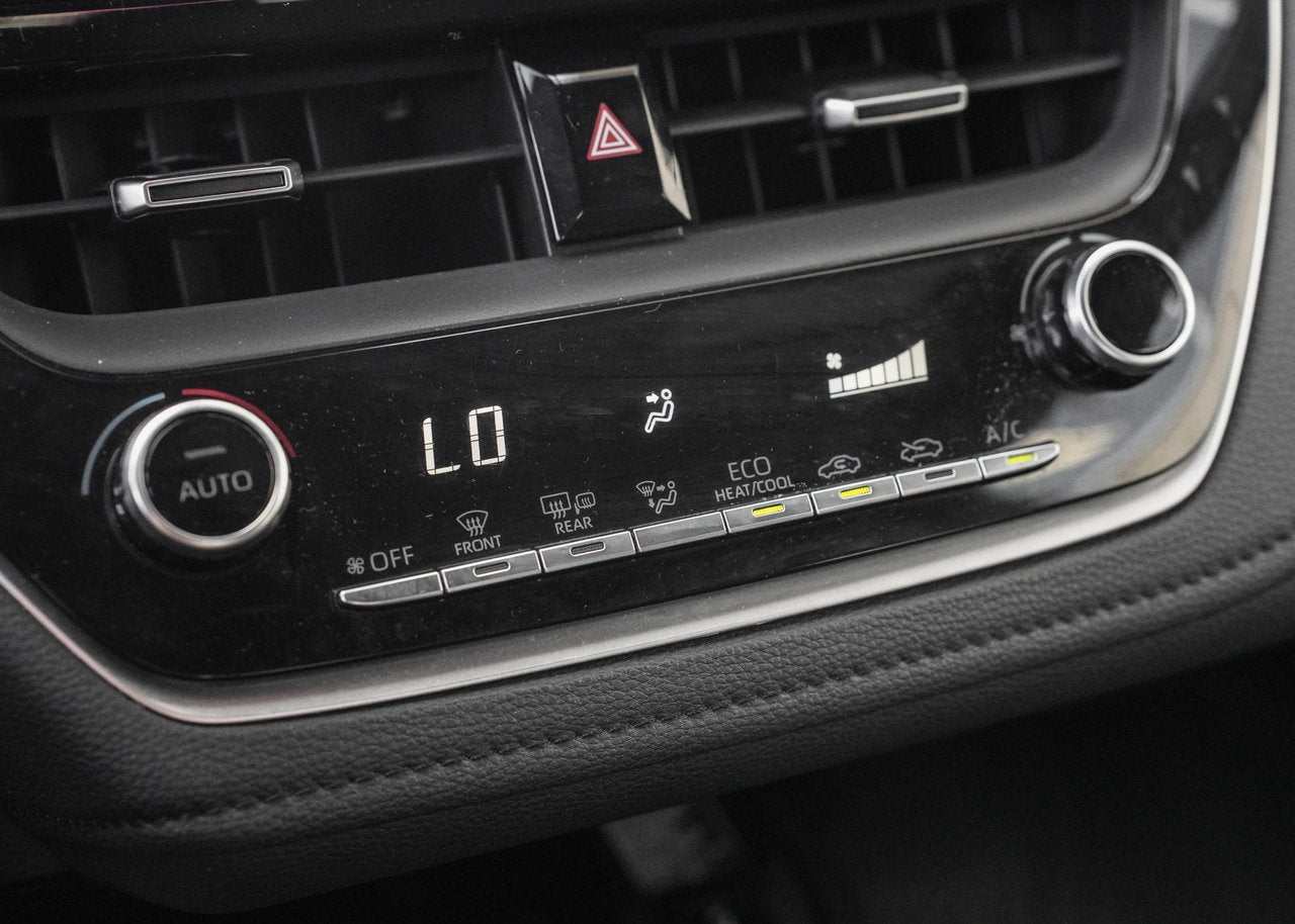 2022 Toyota Corolla SE UPGRADE