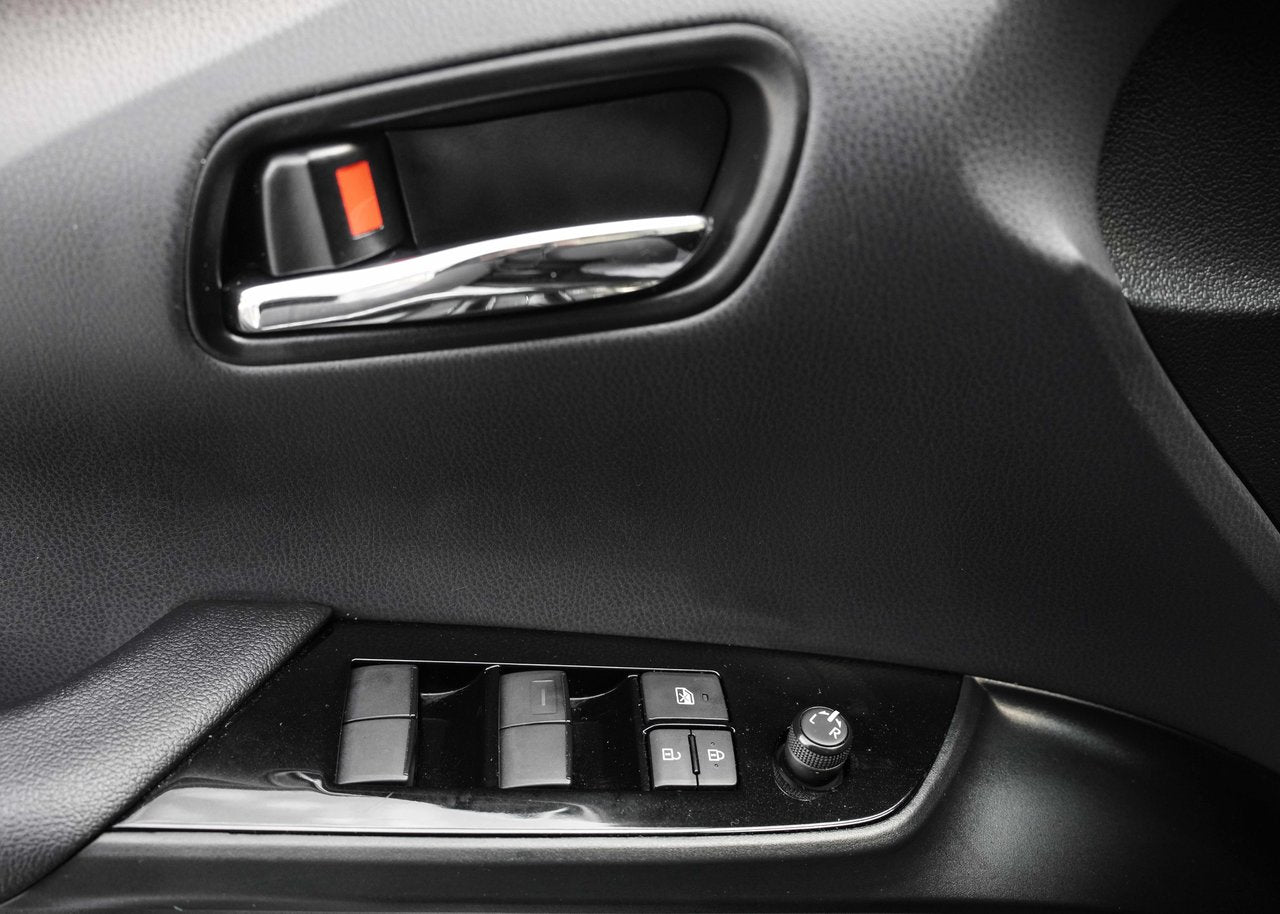 2022 Toyota PRIUS PRIME BASE