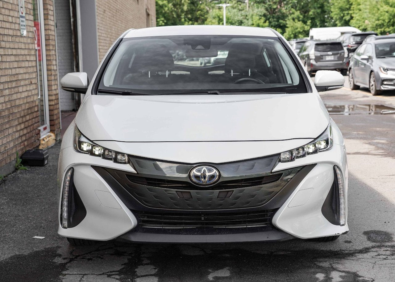 2022 Toyota PRIUS PRIME BASE