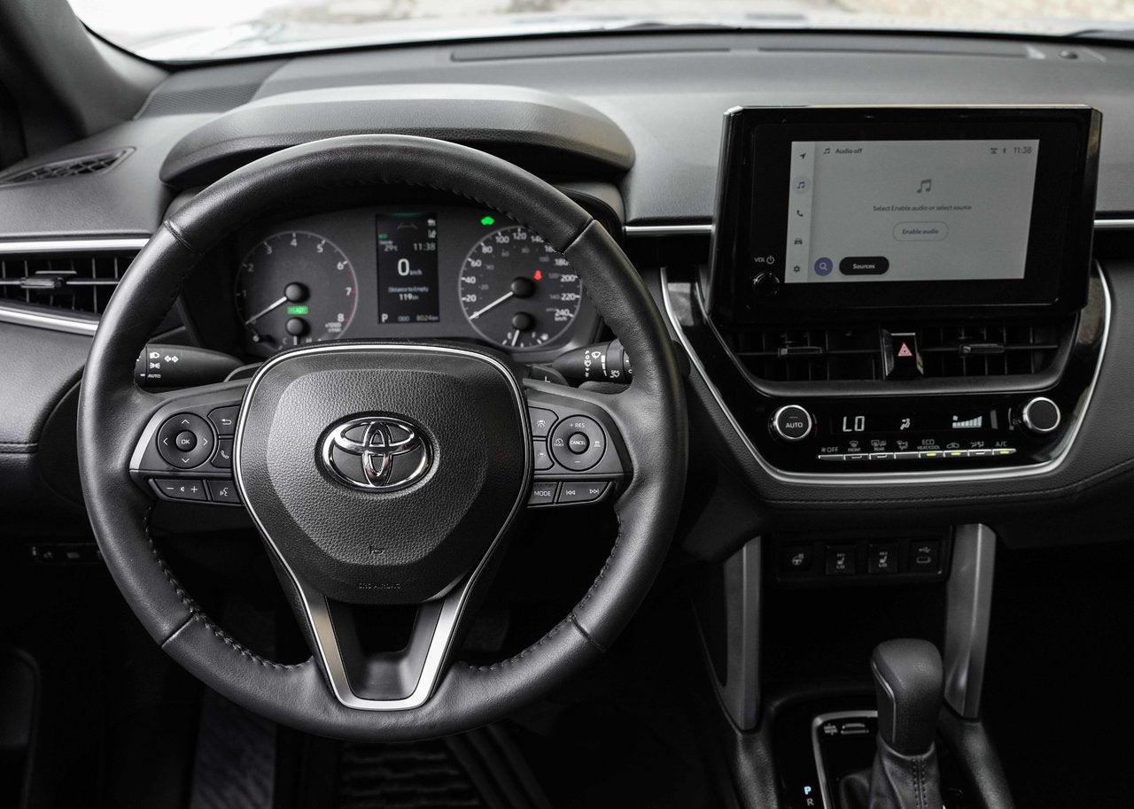 2023 Toyota COROLLA CROSS SE HYBRID