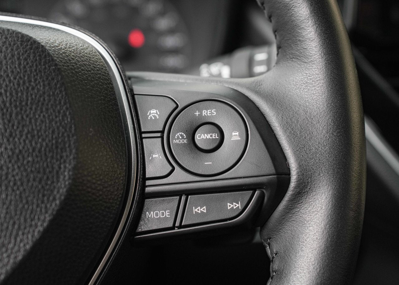 2023 Toyota COROLLA CROSS SE HYBRID