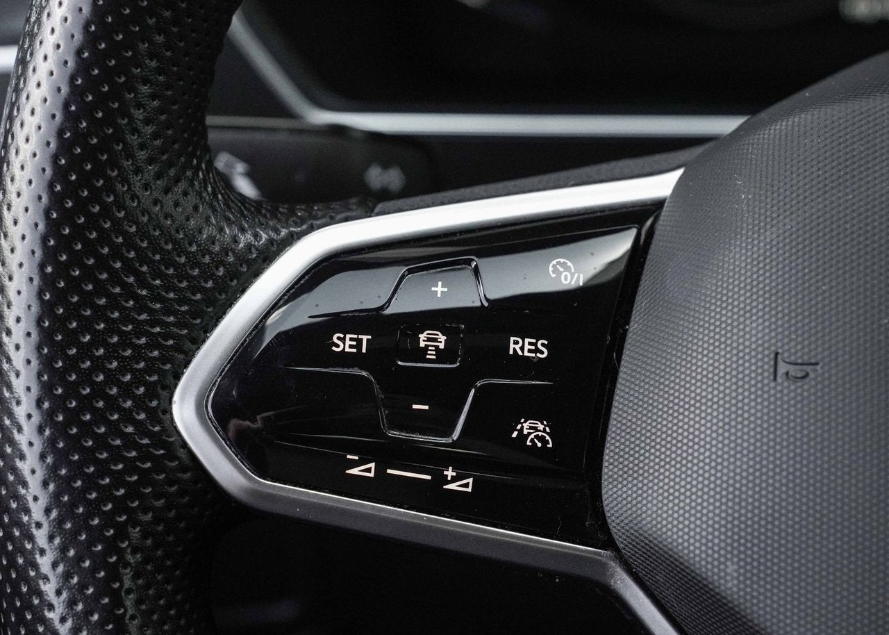 2022 Volkswagen Tiguan COMFORTLINE/AWD/RLINE/BLK EDITION/SUNROOF/KEYLESS/