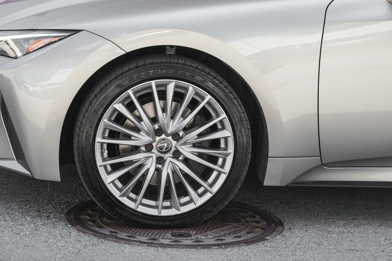 2022 Lexus IS 300 DEMO LUXURY AWD CUIR TOIT NAVI CARPLAY