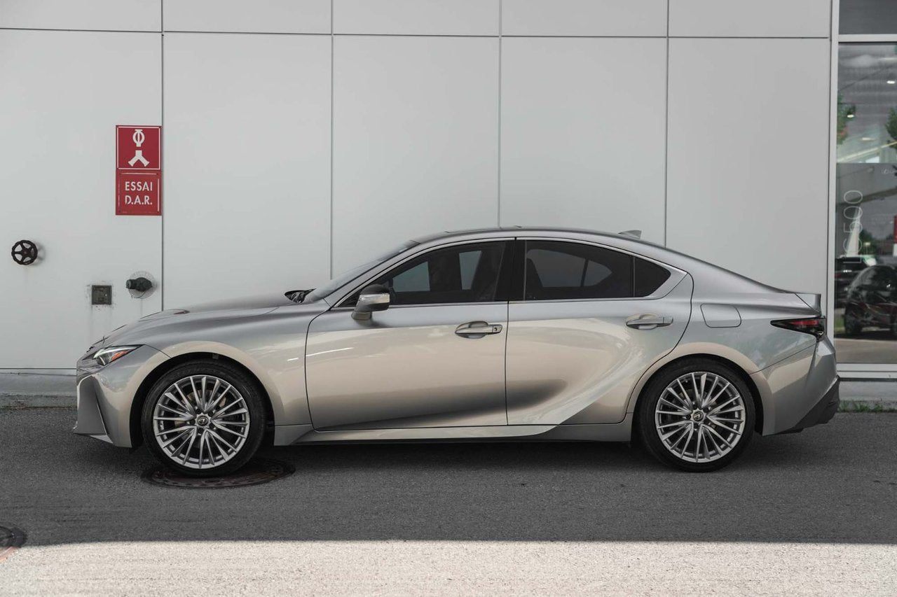 2022 Lexus IS 300 DEMO LUXURY AWD CUIR TOIT NAVI CARPLAY