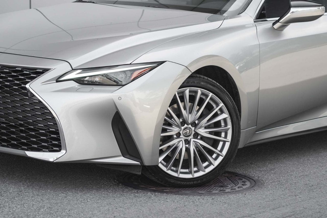 2022 Lexus IS 300 DEMO LUXURY AWD CUIR TOIT NAVI CARPLAY