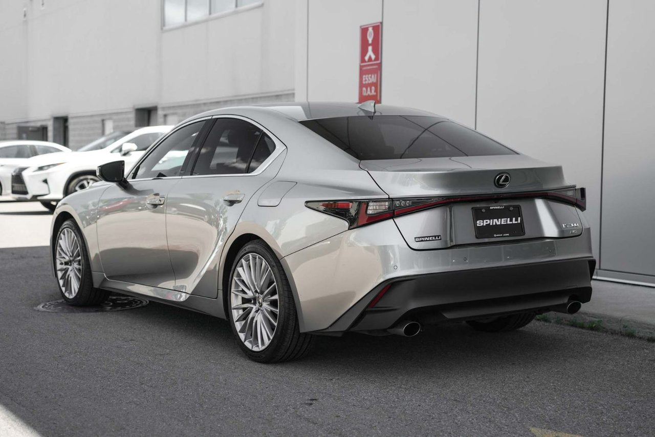 2022 Lexus IS 300 DEMO LUXURY AWD CUIR TOIT NAVI CARPLAY