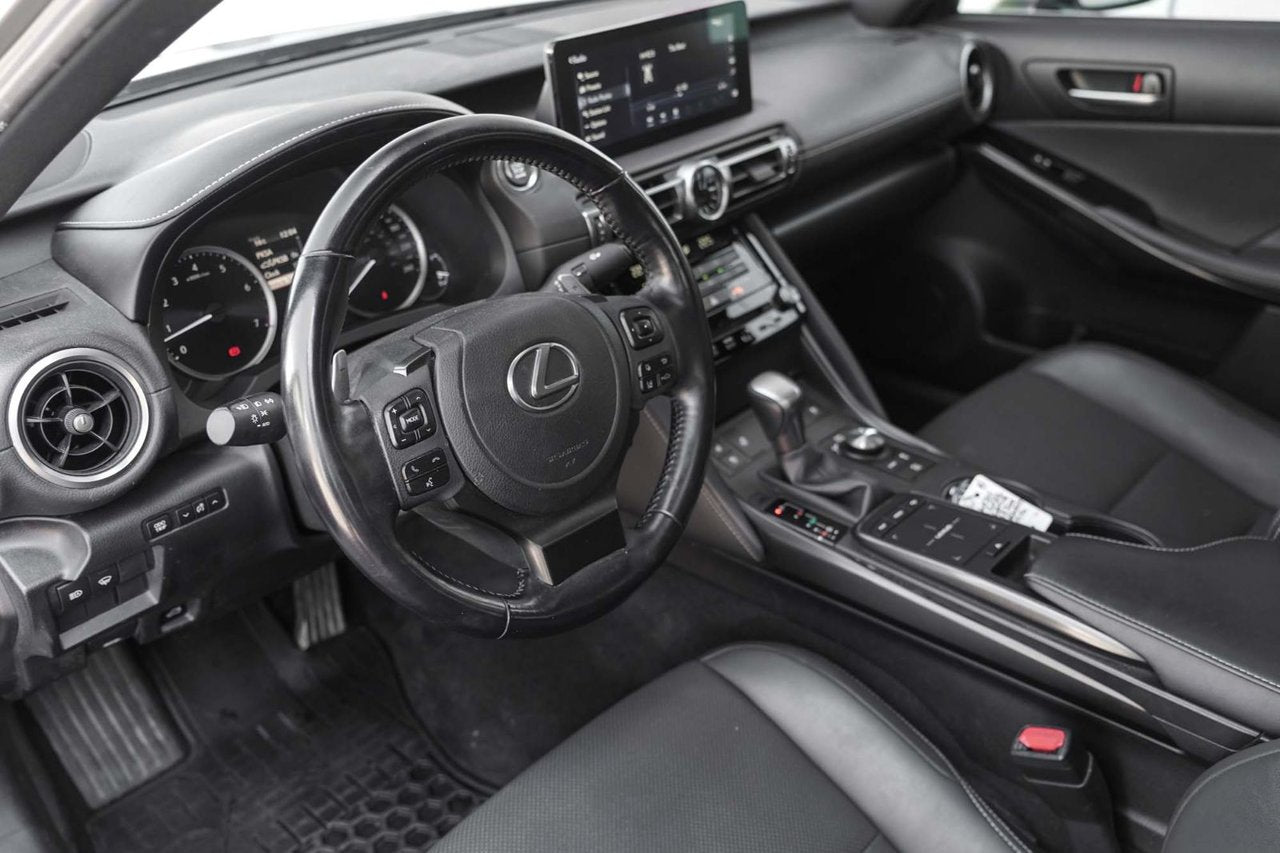 2022 Lexus IS 300 DEMO LUXURY AWD CUIR TOIT NAVI CARPLAY