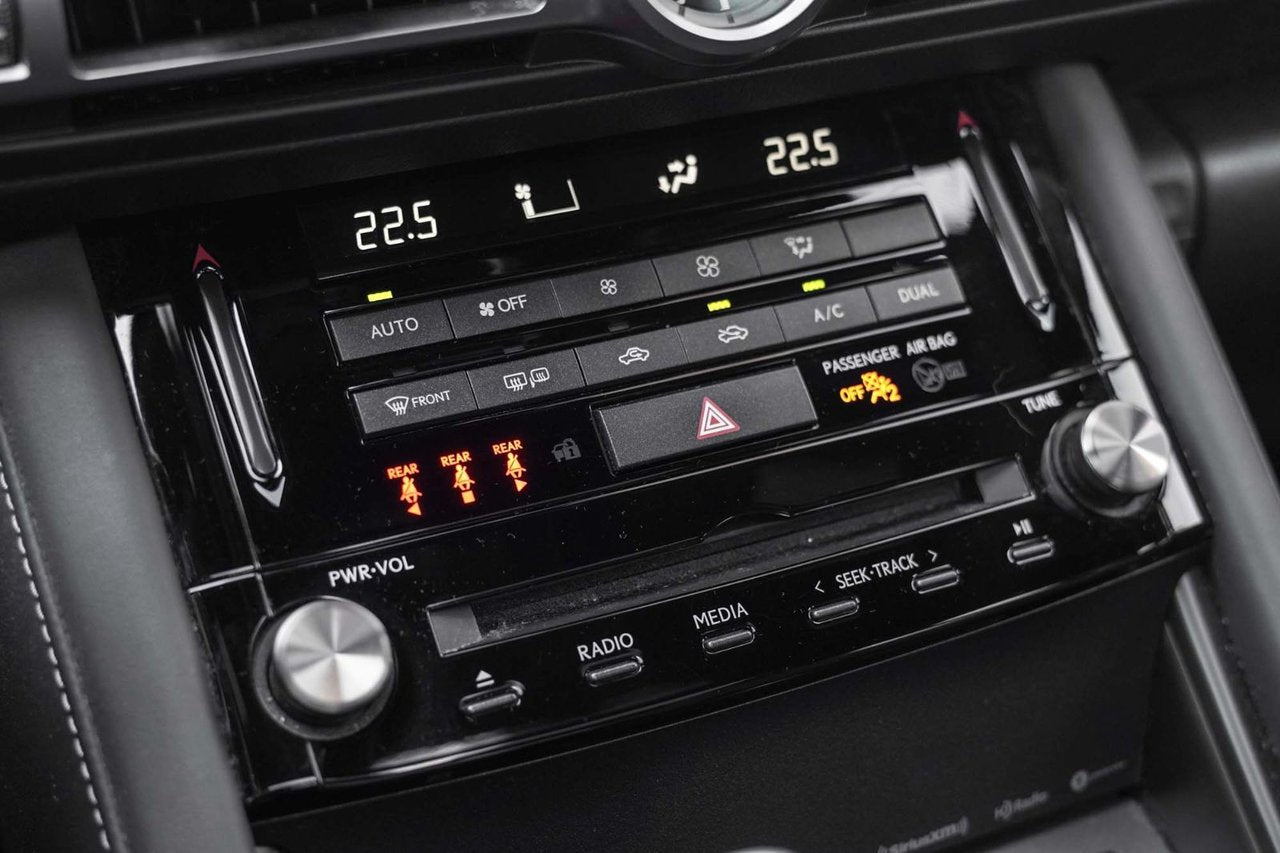 2022 Lexus IS 300 DEMO LUXURY AWD CUIR TOIT NAVI CARPLAY