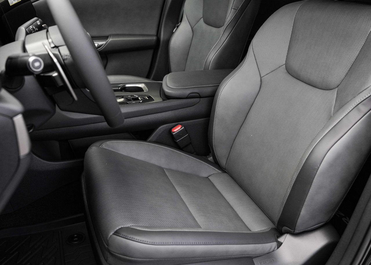 2025 Lexus RZ RZ 450e, AWD SIGNATURE