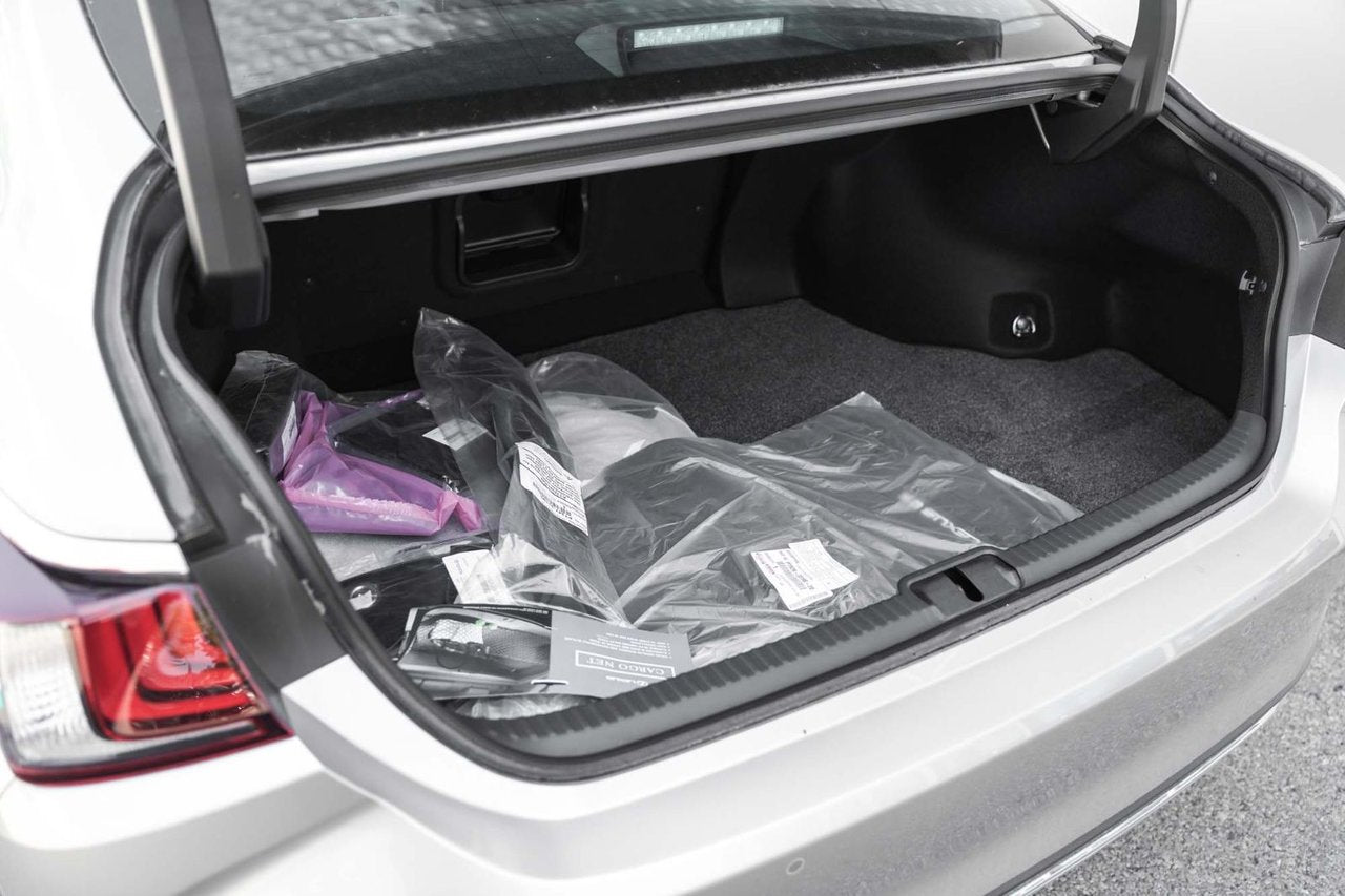 2025 Lexus ES HYBRID Premium