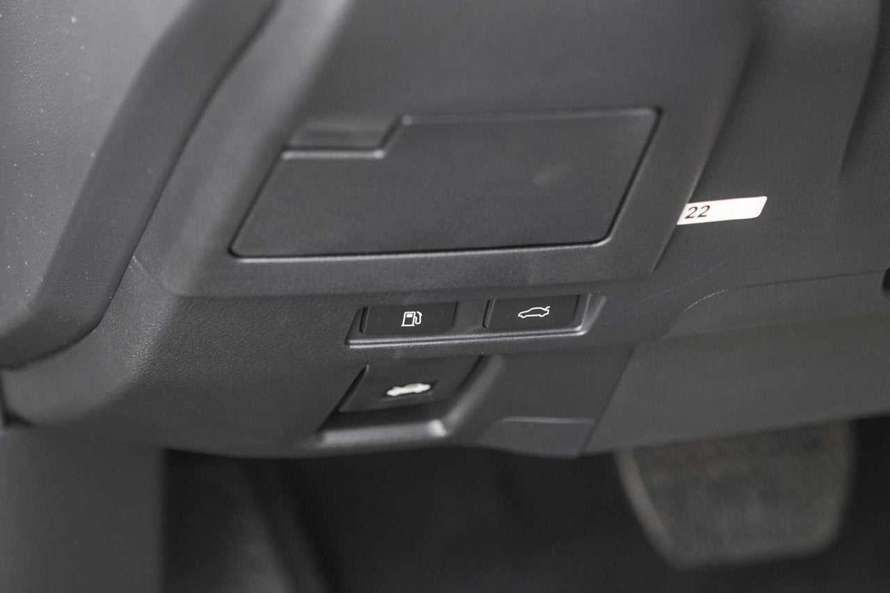 2025 Lexus ES HYBRID Premium