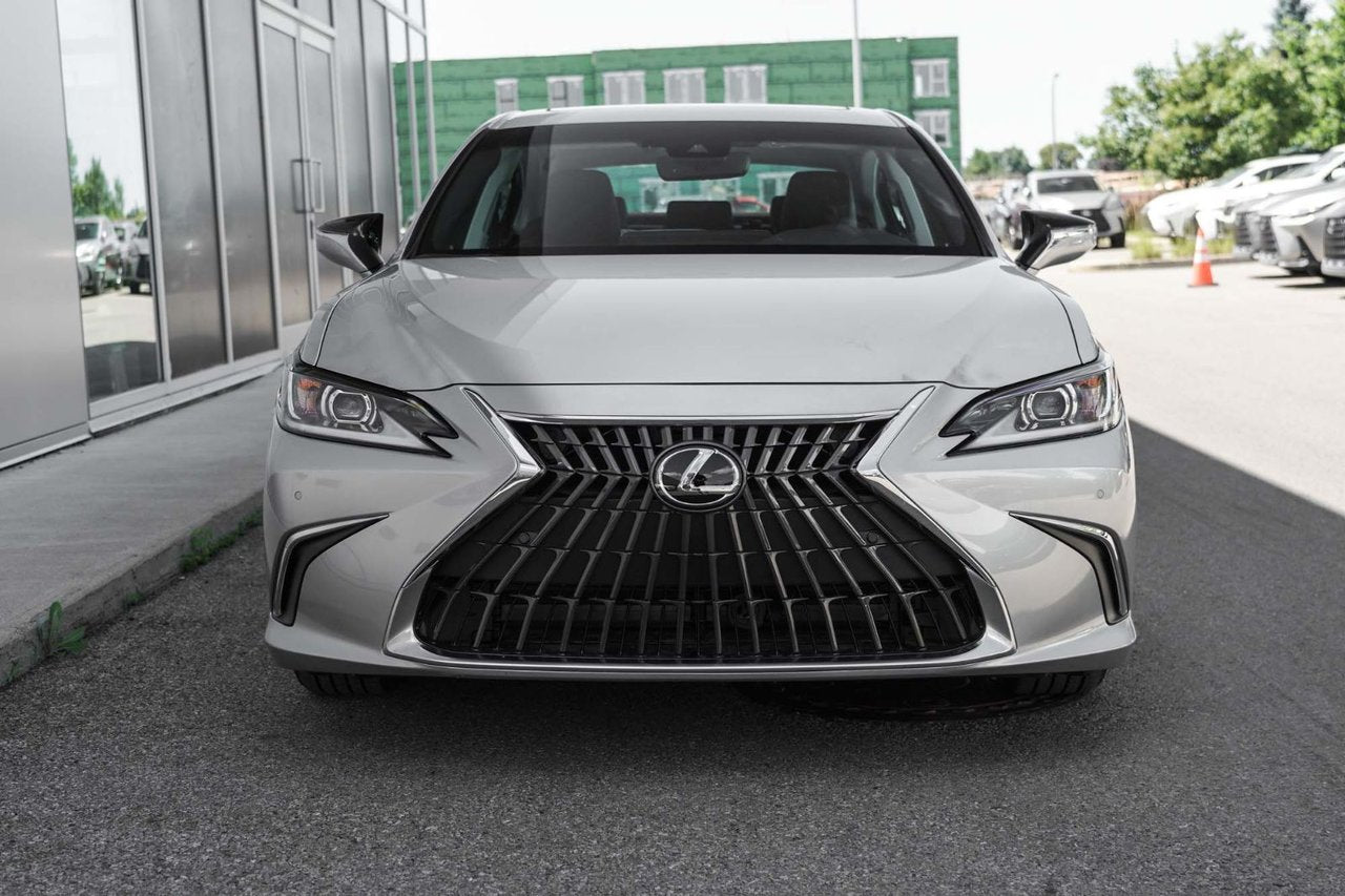 2025 Lexus ES HYBRID Premium